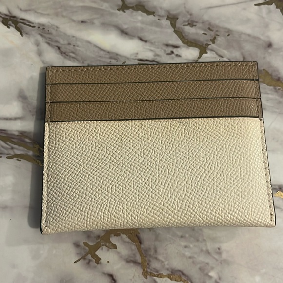 Coach Mini Skinny ID card holder in Tan/Cream 🍂🍁 - Picture 2 of 4